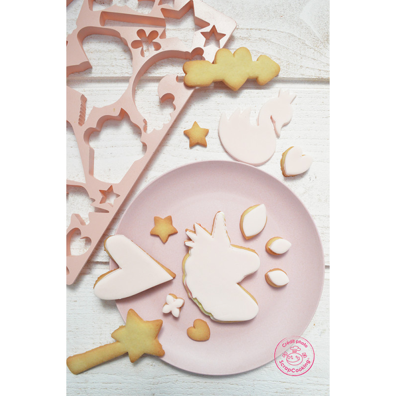 PLACA CORTADORA PARA 15 GALLETAS MOTIVOS UNICORNIO SCRAPCOOKING